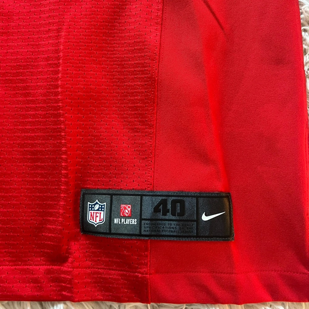 Darrelle Revis Tampa Bay Buccaneers embroidered Nike jersey - Picture 4 of 11